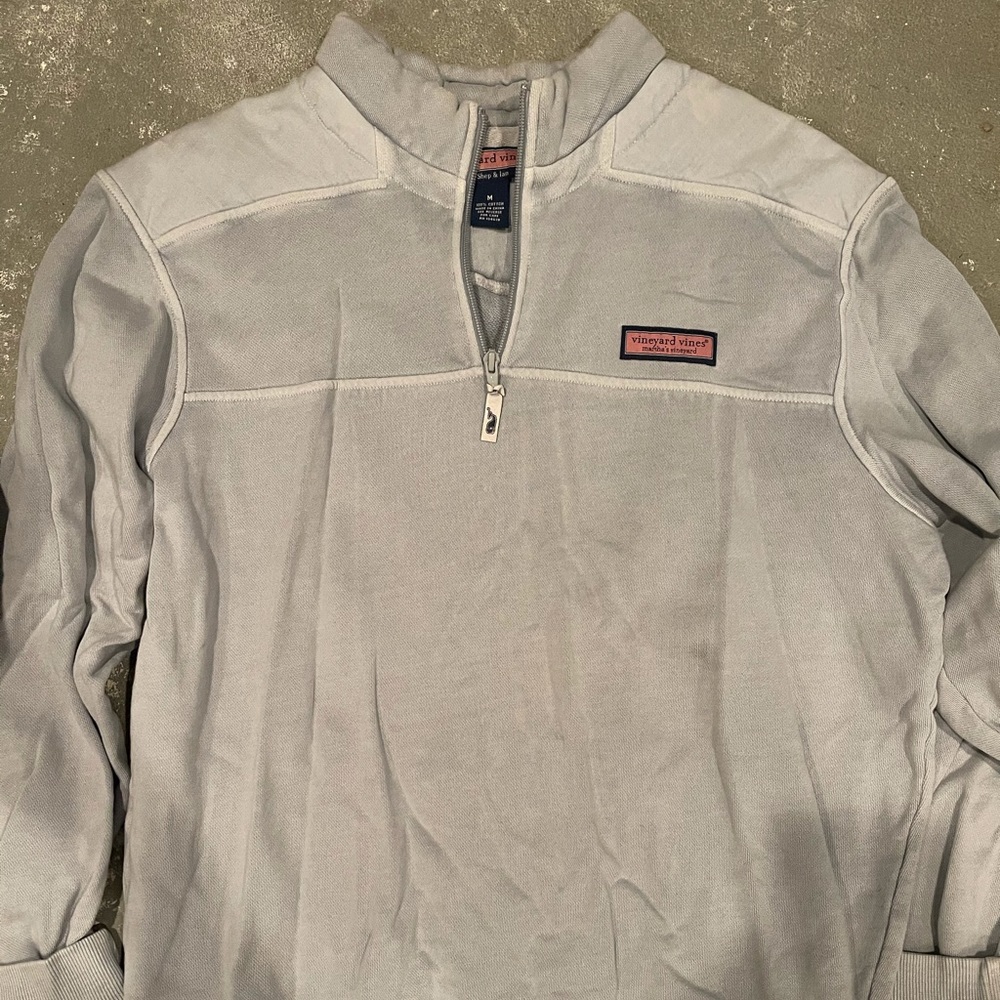 Vineyard vines sweater